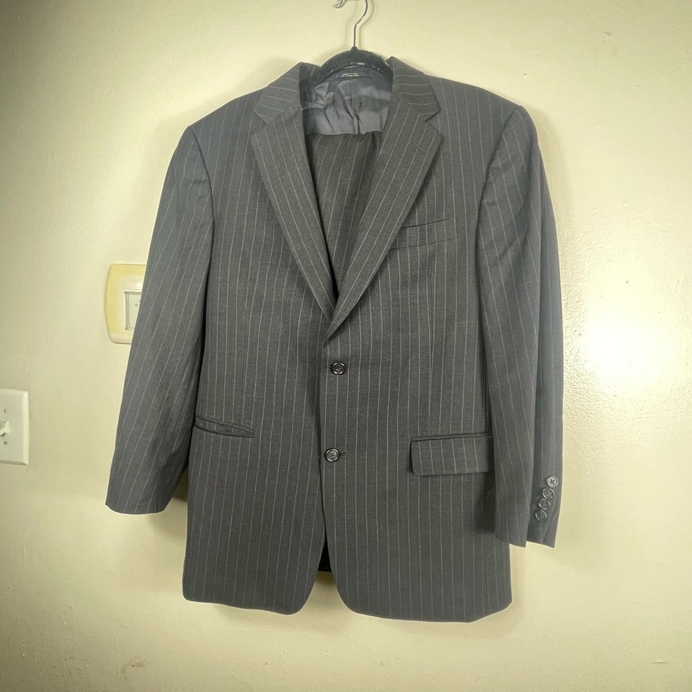 Hart Schaffner Marx Gray Sport Coat with Structured Shoulders set size 40 R